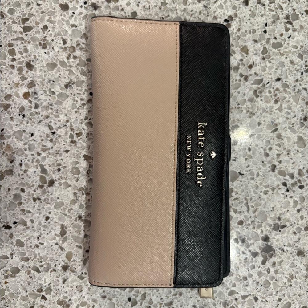 Kate Spade Black and Cream Wallet